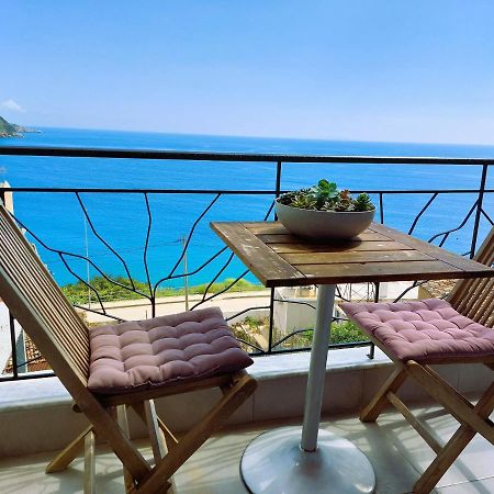 Beleri House Hotel Himarë Eksteriør billede