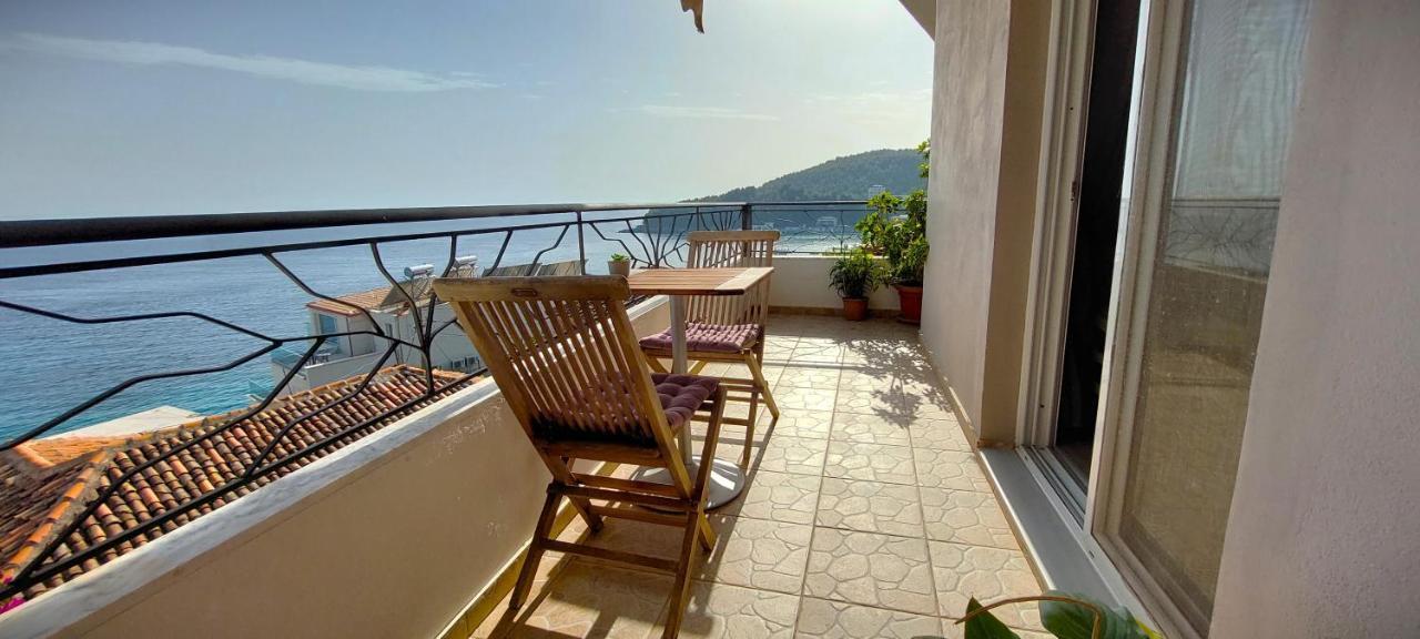 Beleri House Hotel Himarë Eksteriør billede
