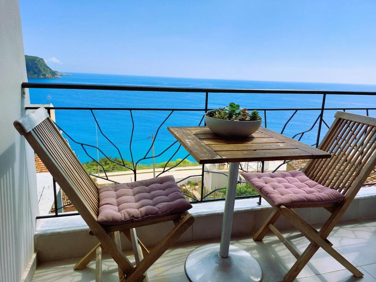 Beleri House Hotel Himarë Eksteriør billede