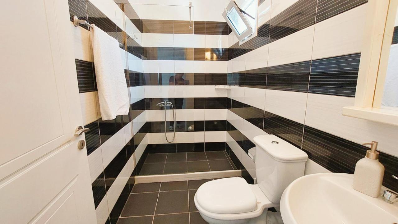 Beleri House Hotel Himarë Eksteriør billede